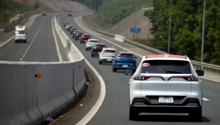 Kinh nghiệm lái xe: Cần chuẩn bị gì cho xe trước khi lên đường nghỉ Tết